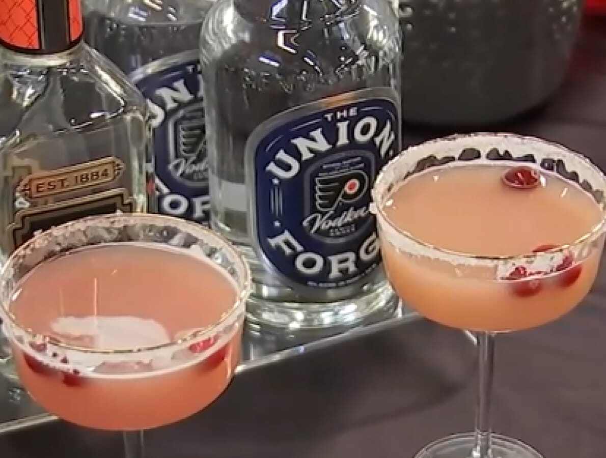 Mixing Up Some Great Ideas for Your Holiday Cocktails at Jacquin's in Kensington